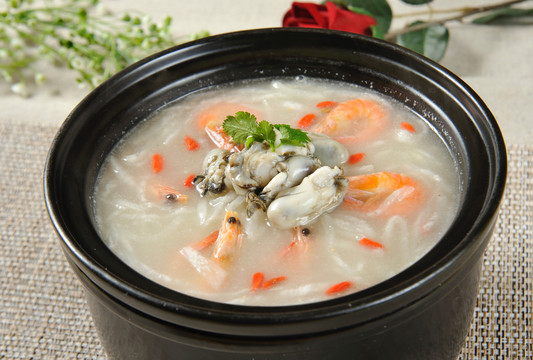 青虾牡蛎萝卜丝汤