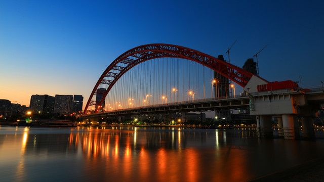 武汉晴川桥