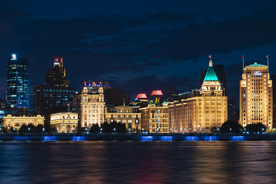 外滩建筑夜景