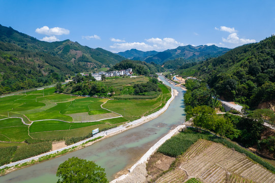 黄文秀扶贫攻坚地乐业百坭村