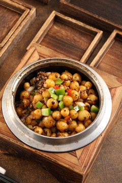 干菜焗石锅小土豆