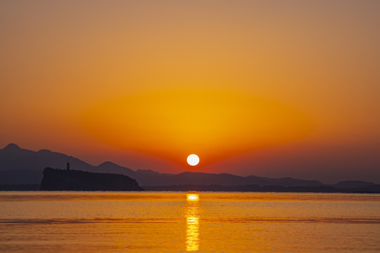 长江庐山鞋山夕阳