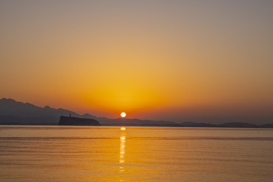 长江庐山鞋山夕阳