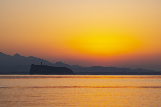 长江庐山鞋山夕阳