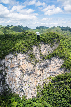 乐业大石围天坑景区