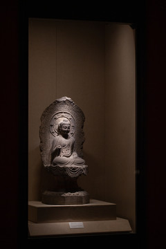 阿弥陀佛石坐像