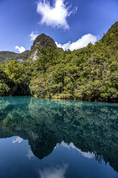 贵州小七孔桥景区