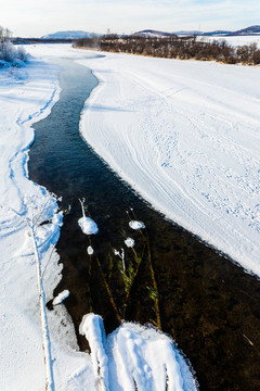 冬季冰雪河流