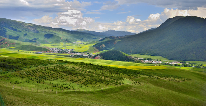 青海达板山景观