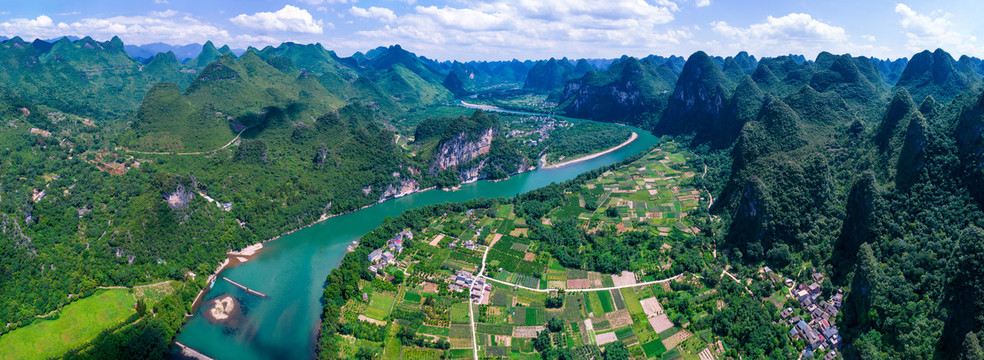 桂林冠岩风景区航拍全景