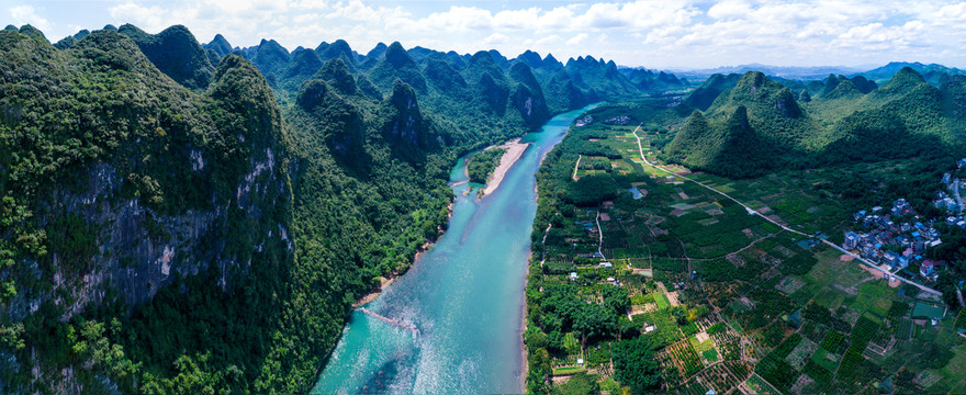 桂林冠岩风景区航拍全景