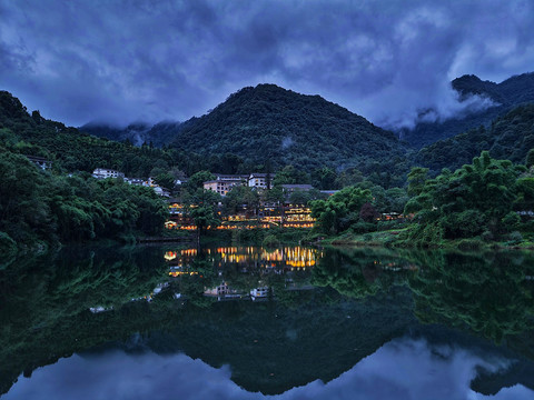 山区乡村美景