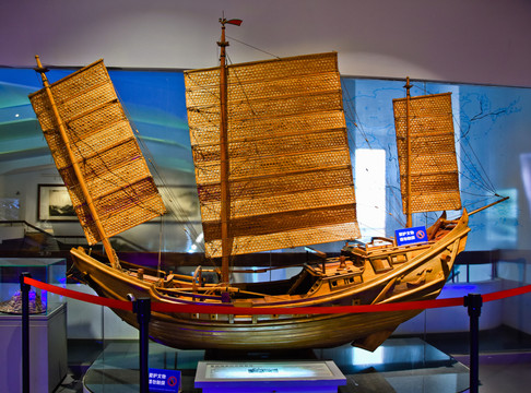 泉州湾宋代古船模型