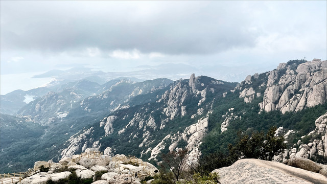 崂山巨峰山顶风景