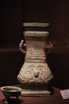 古代青铜容器