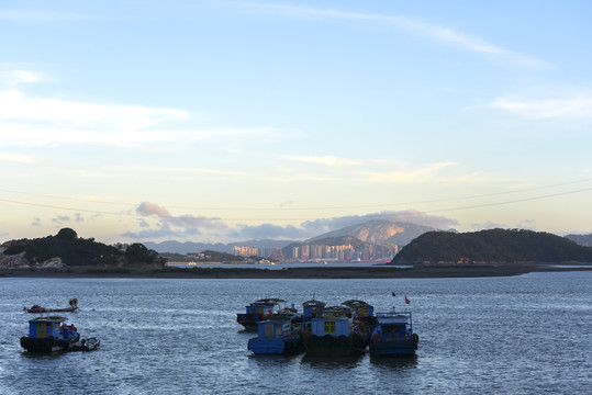 厦门海上渔船