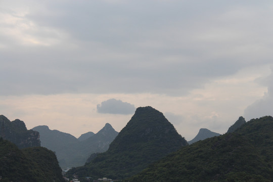 桂林山水甲天下