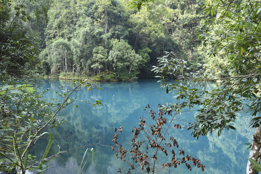 小七孔风景区碧水