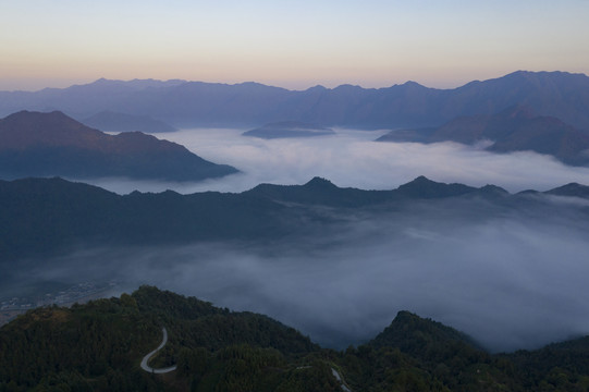 高山远景尧山云海