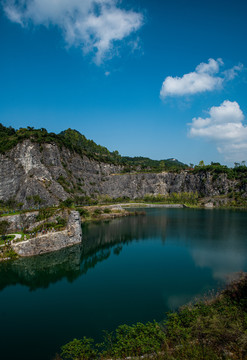 深秋的重庆渝北矿山公园