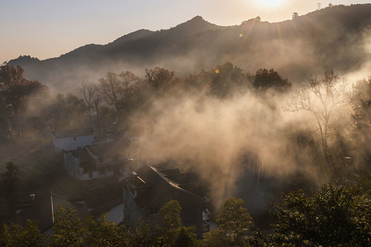 婺源对冲村晨韵