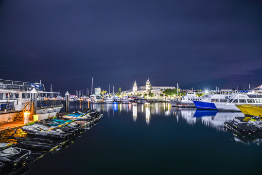 百慕大邮轮夜晚夜景