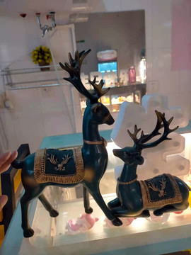 蛋糕店的小鹿