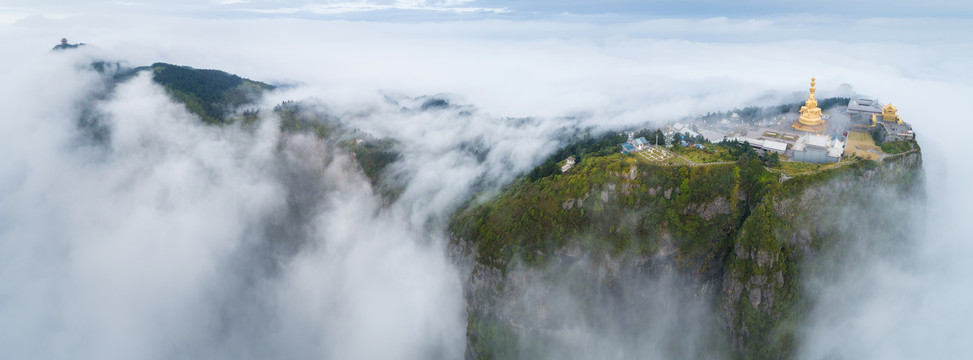 四川峨眉山景区金顶云海