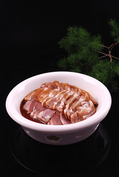 自制卤肉