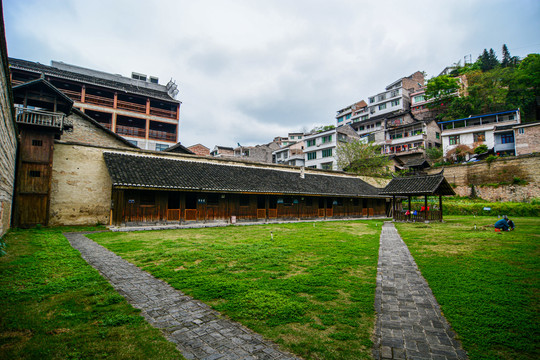 镇远和平村