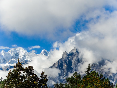 玉龙雪山