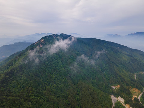 湖北黄冈罗田大别山薄刀锋风景区