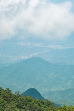 湖北黄冈罗田大别山薄刀锋风景区