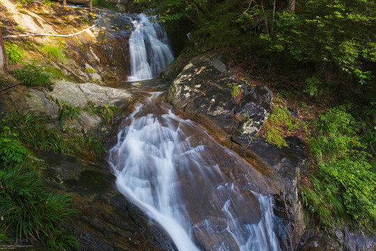 湖北黄冈罗田大别山薄刀锋风景区