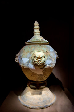宁夏博物馆唐代塔形罐
