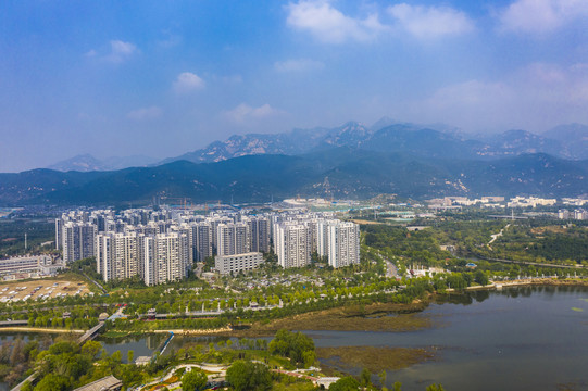泰山西湖风光