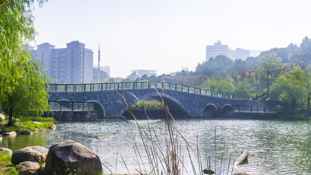 尖山湖湖景