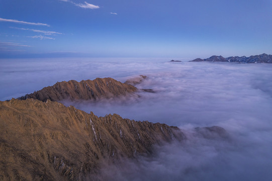 航拍高山云海云雾日出风光