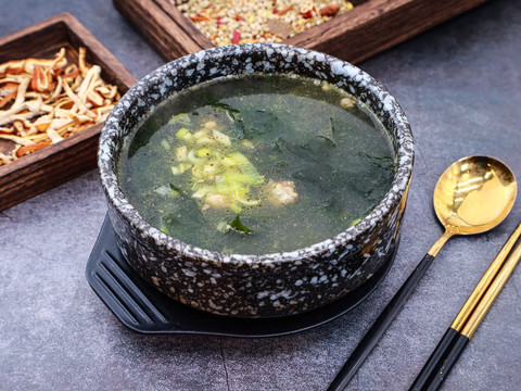 韩式紫菜汤