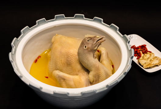 滋补清炖鸡