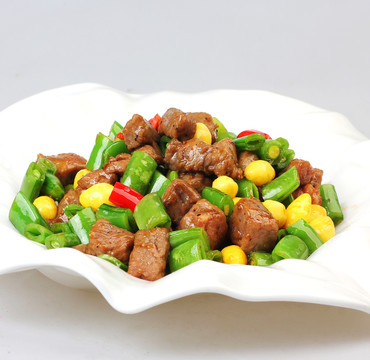 黑椒牛肉粒