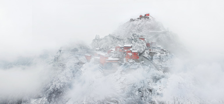 武当雪霁全景图