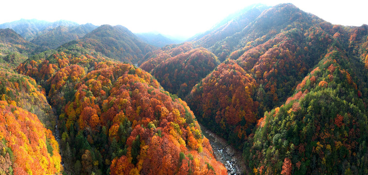 光雾山十八月潭