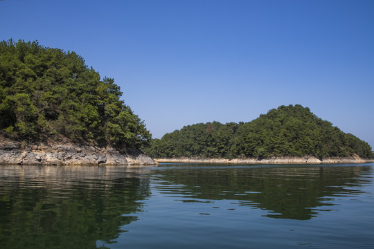 湖光山色