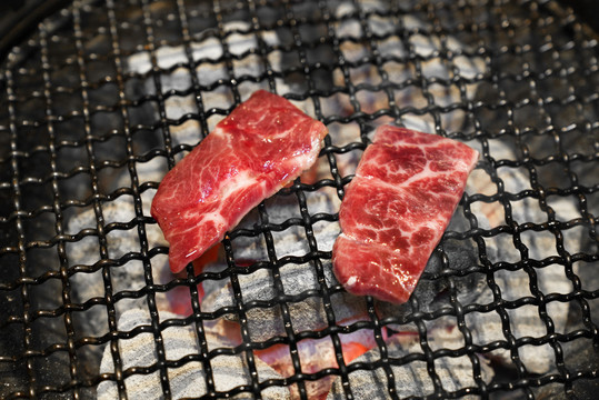 日式烧肉韩国烤肉和牛肉