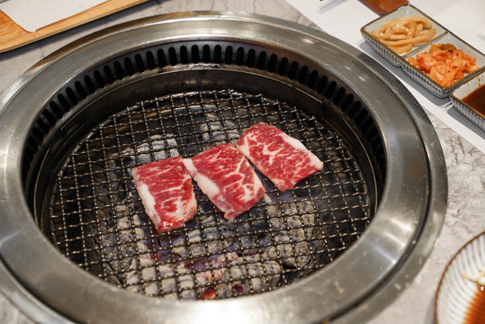 日式烧肉韩国烤肉和牛肉