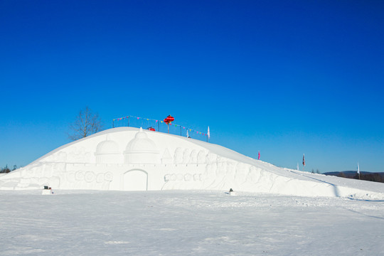 雪雕滑雪