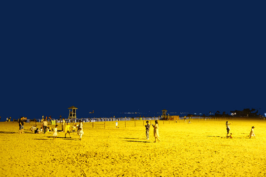 北戴河海滨沙滩浴场灯光夜景