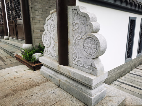 门墩