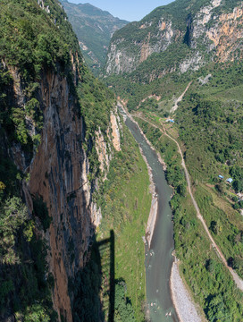 泥猪河峡谷